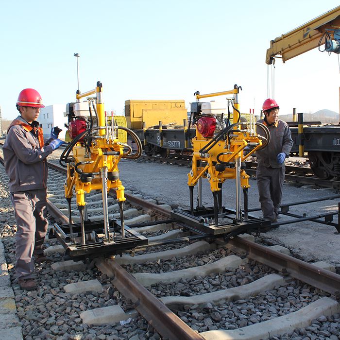 rail tamper machine