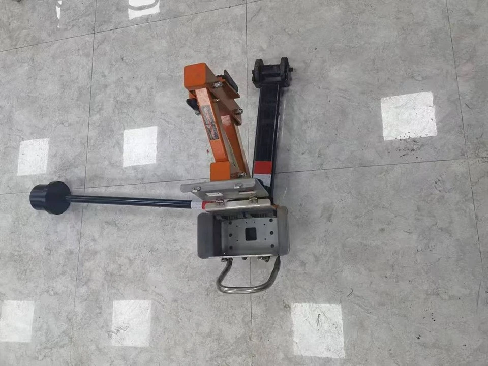 Dual Lithium Battery Cantilever Rail Bolt Wrench factory