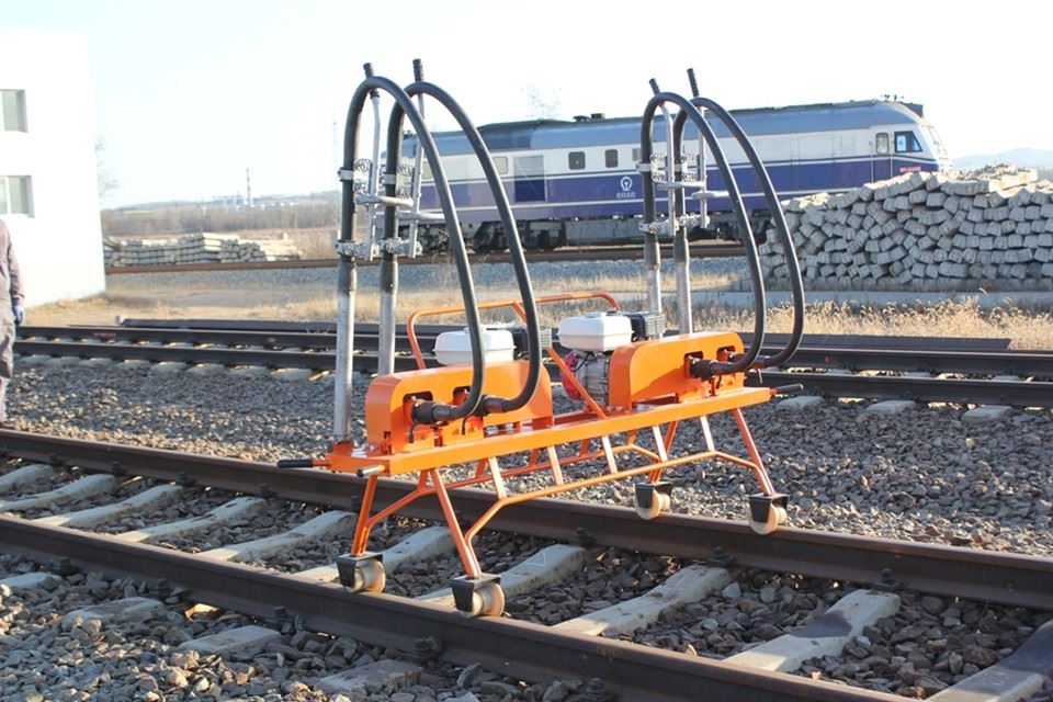 Flexible Shaft Rail Tamping Machine