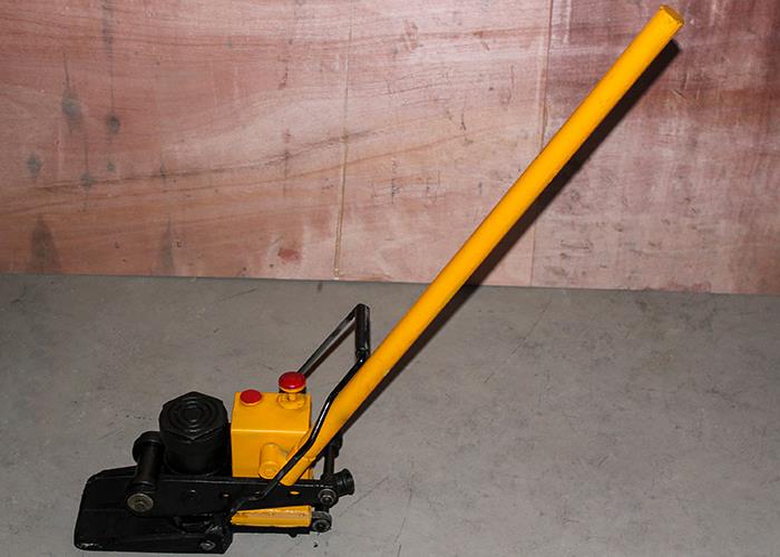 YQ-150 Hydraulic Rail Jack