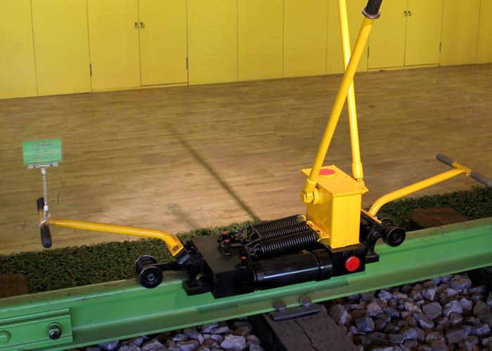 YTF-400 Good Quality Hydraulic Rail Gap Adjuster