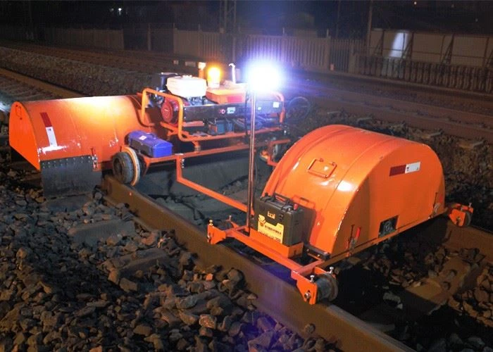 Cleaner Equipment~ Automatic Hydraulic Ballast Cleaner