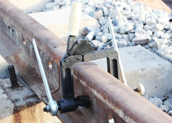Portable Light Weight Rail Chamfering Device