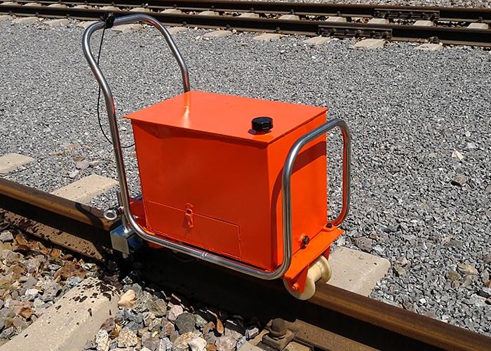 New Design Top Quality Rail Bolt Lubricator