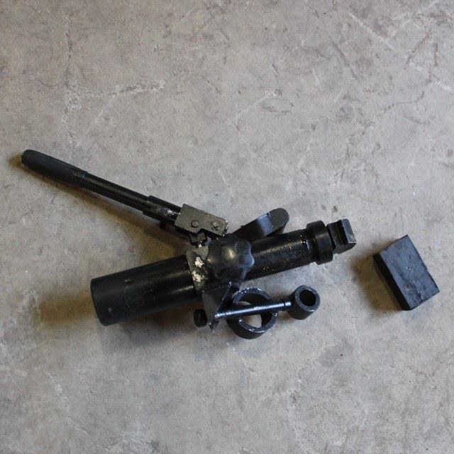 Railway Hydraulic Switch Gauge Adjuster Adjusting The Distance Of Railway