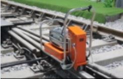 Smart Battery Rail Bolt Lubricator