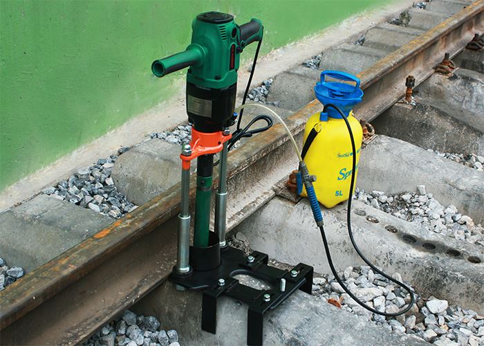 LQ-45 High Efficient Electric Concrete Sleeper Bolt Drilling And Pulling Machine
