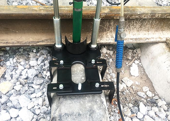 LQ-45 High Efficient Electric Concrete Sleeper Bolt Drilling And Pulling Machine