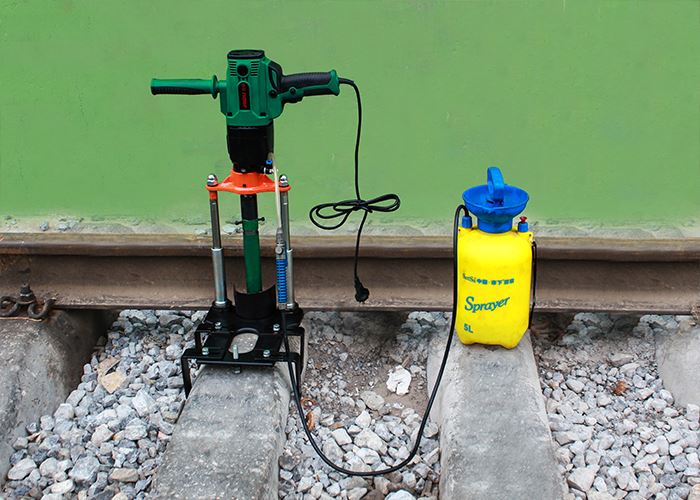 LQ-45 High Efficient Electric Concrete Sleeper Bolt Drilling And Pulling Machine